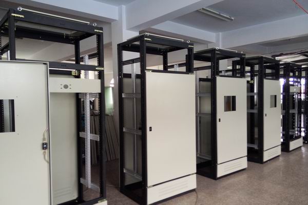 白云控制箱-3683谈谈控制箱的维护和保养事